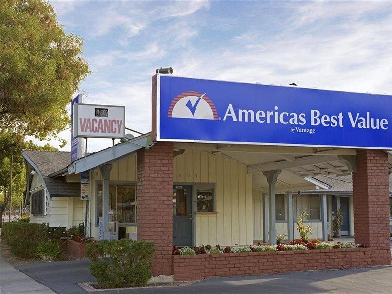 Americas Best Value Inn - Livermore Exterior photo