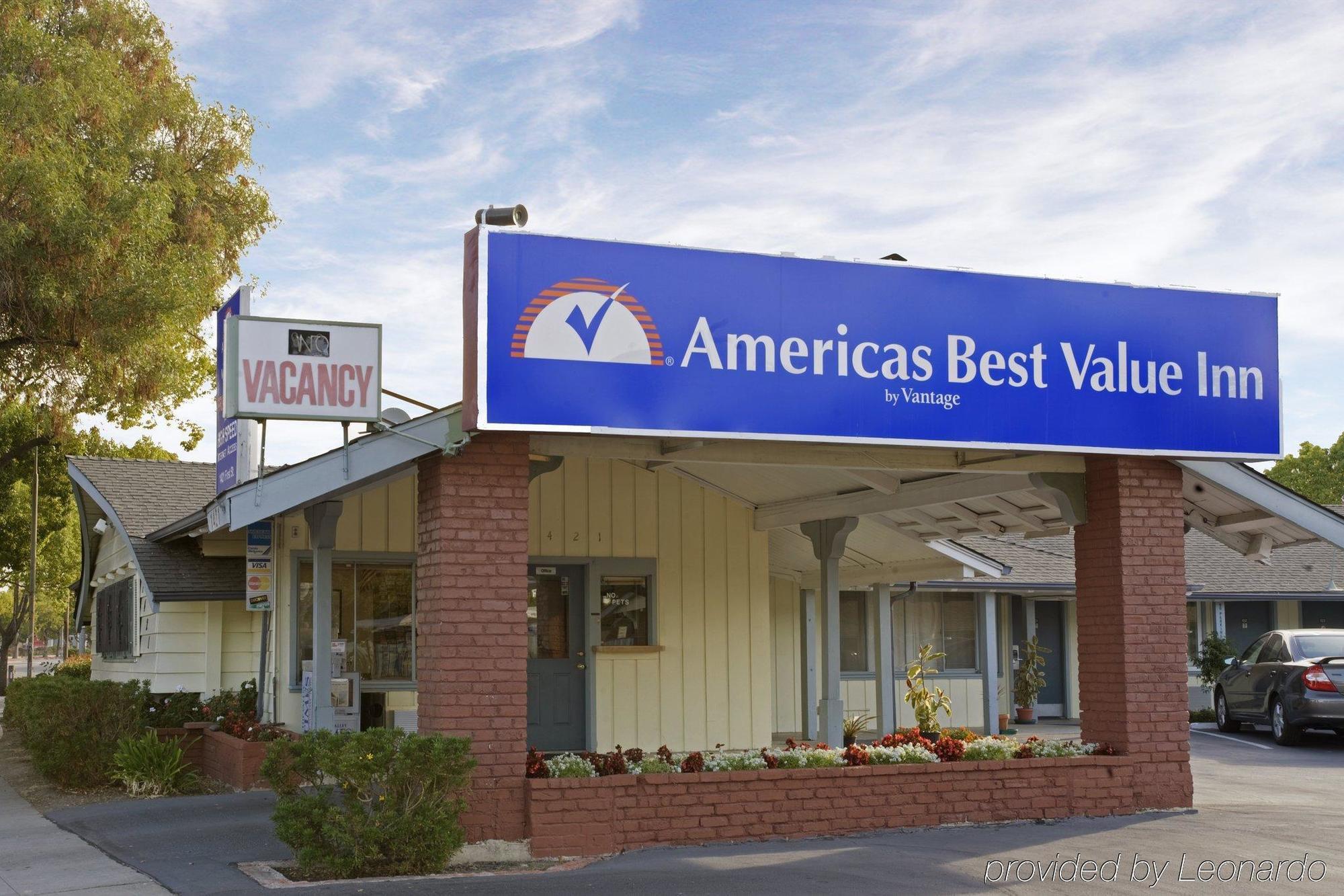 Americas Best Value Inn - Livermore Exterior photo